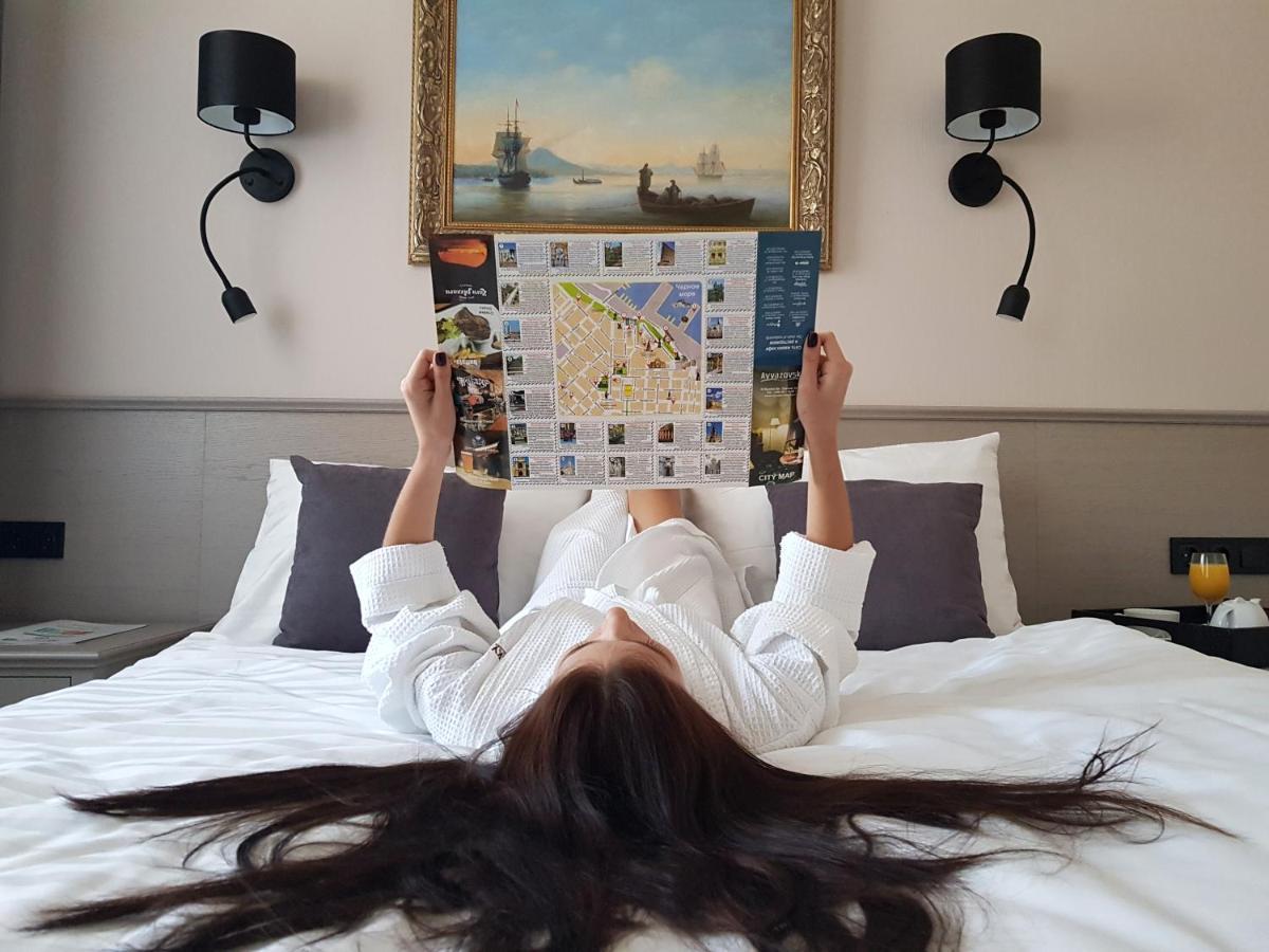 Ayvazovsky Hotel Oldenburg Bagian luar foto