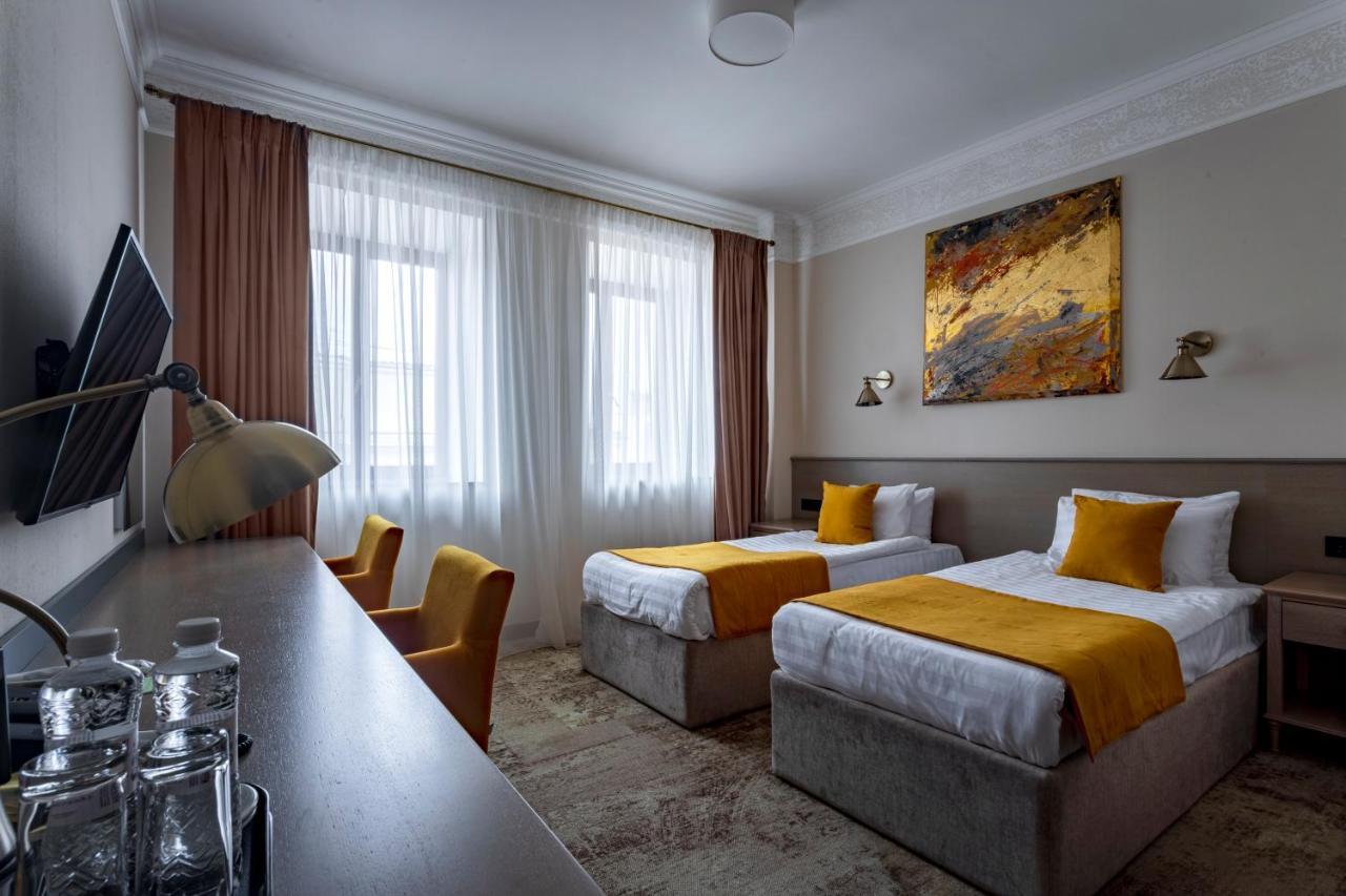 Ayvazovsky Hotel Oldenburg Bagian luar foto