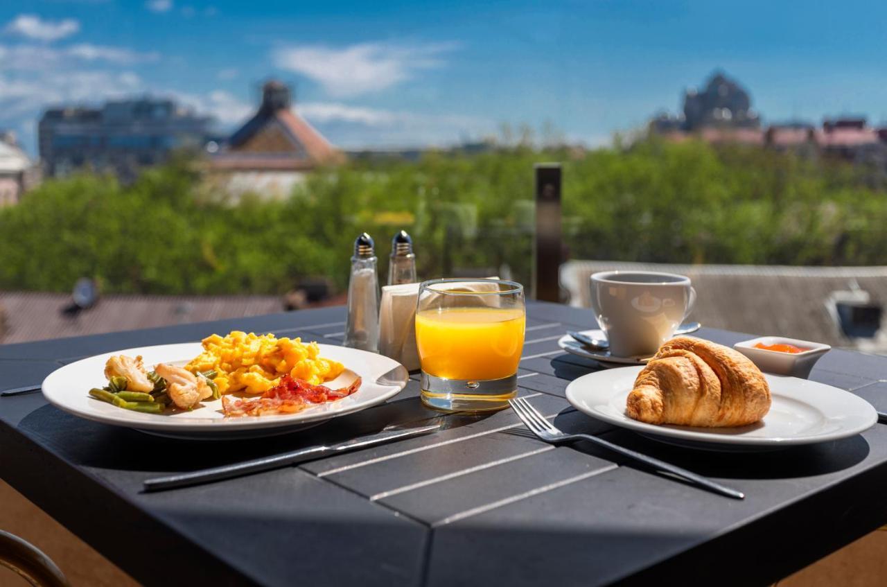 Ayvazovsky Hotel Oldenburg Bagian luar foto