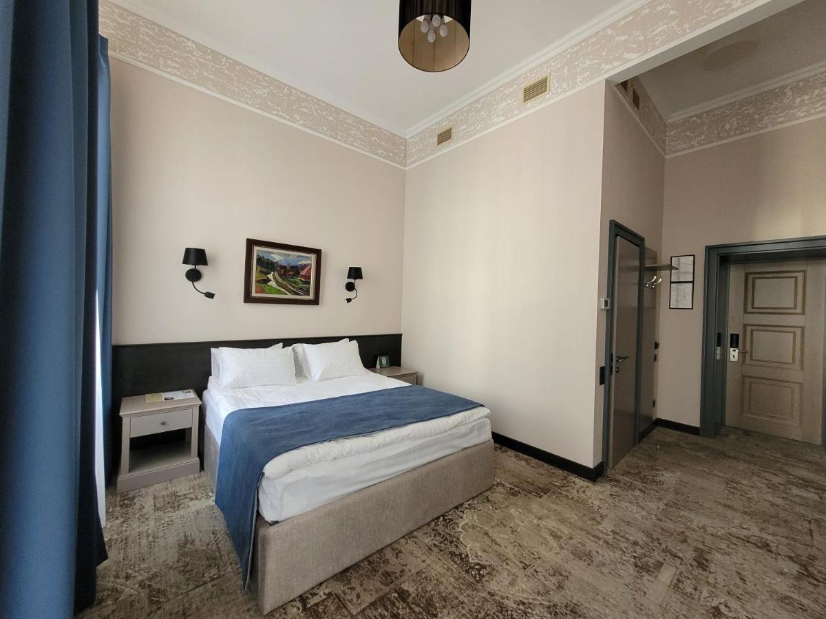 Ayvazovsky Hotel Oldenburg Bagian luar foto