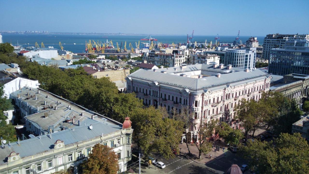 Ayvazovsky Hotel Oldenburg Bagian luar foto