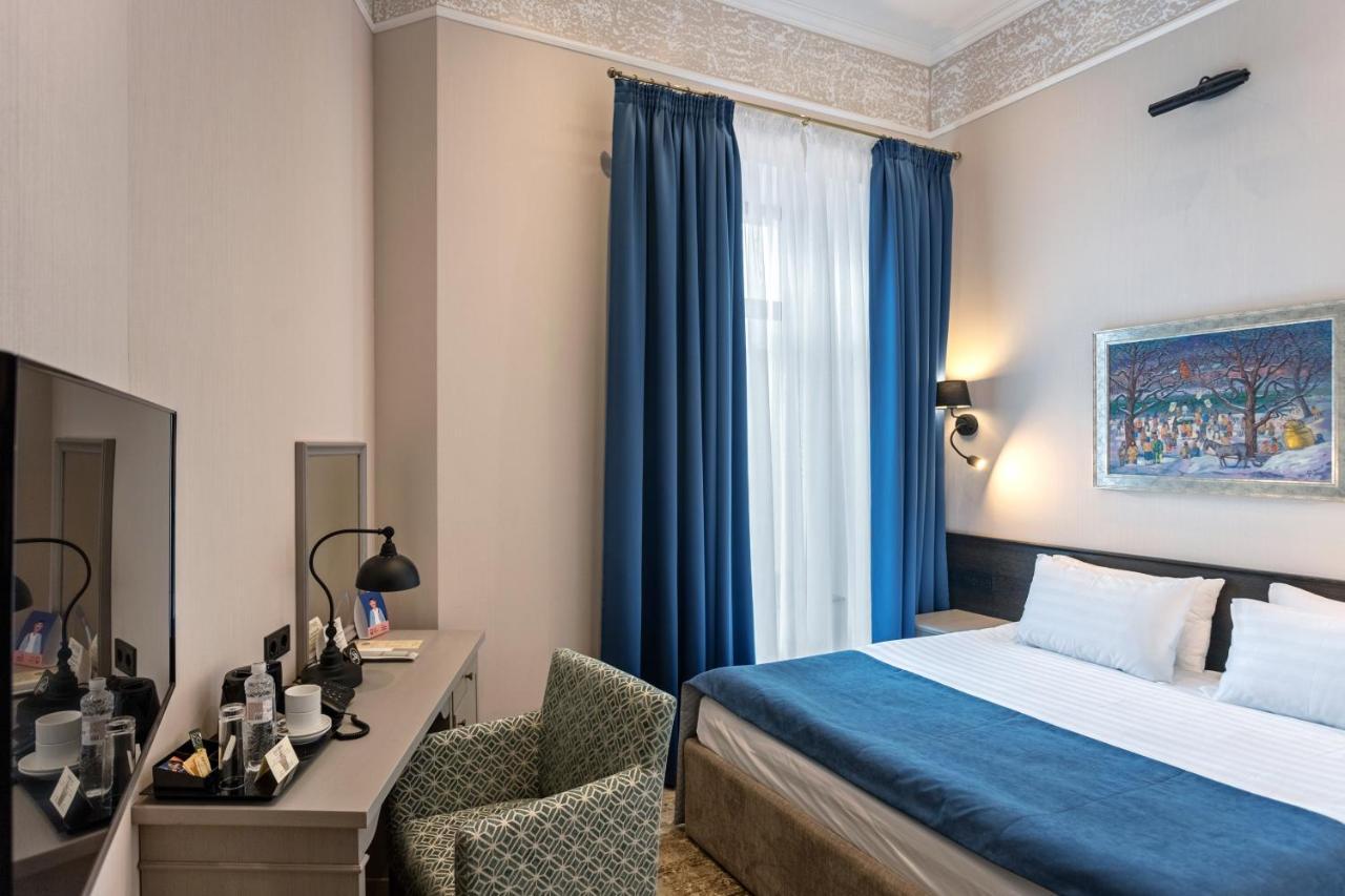 Ayvazovsky Hotel Oldenburg Bagian luar foto