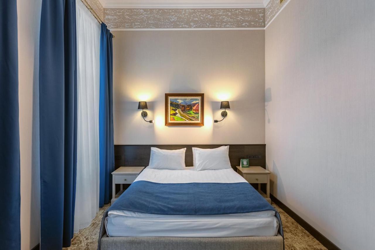 Ayvazovsky Hotel Oldenburg Bagian luar foto