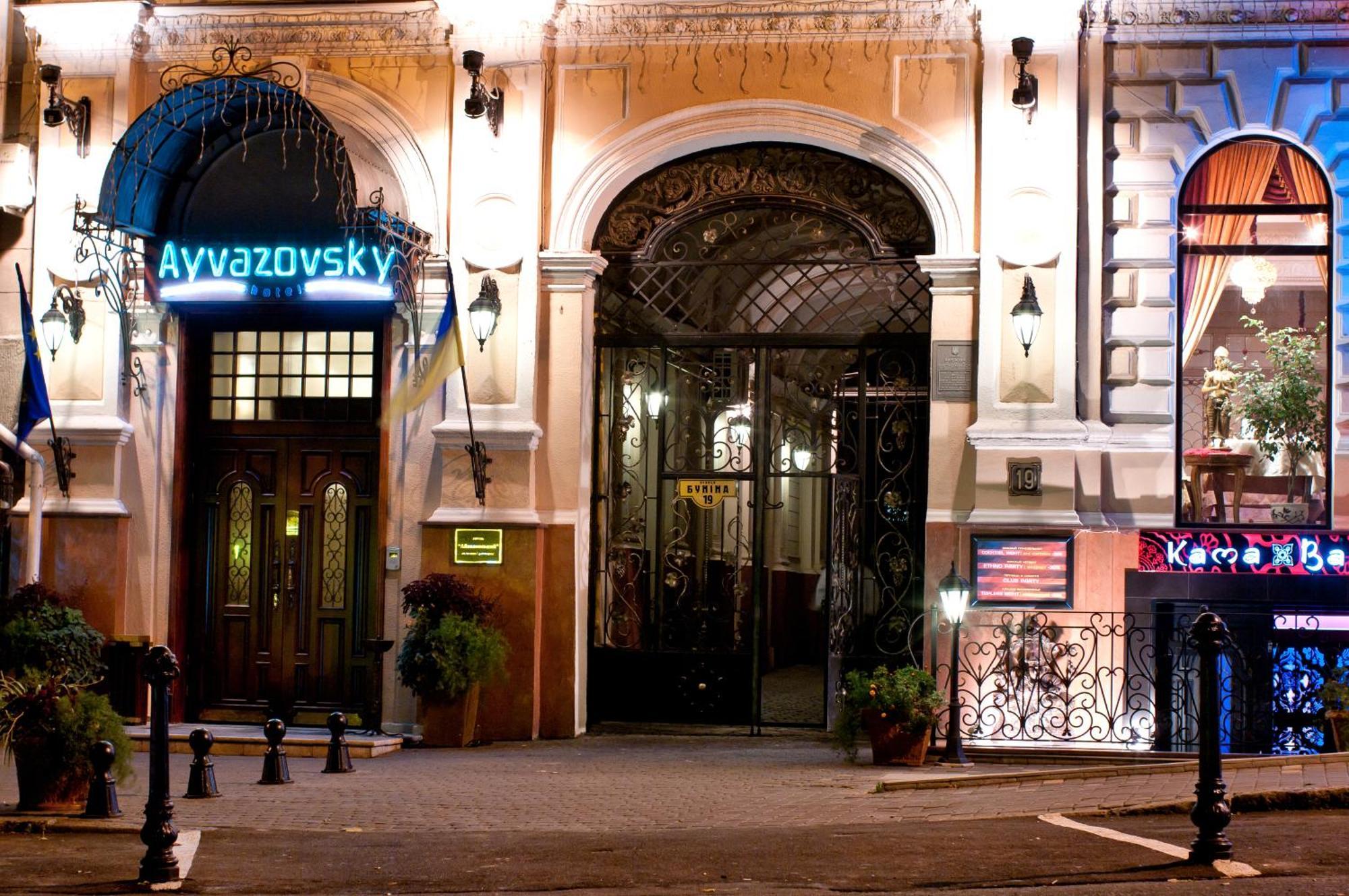 Ayvazovsky Hotel Oldenburg Bagian luar foto