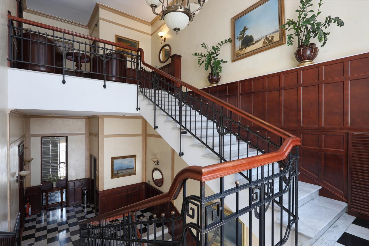 Ayvazovsky Hotel Oldenburg Bagian luar foto